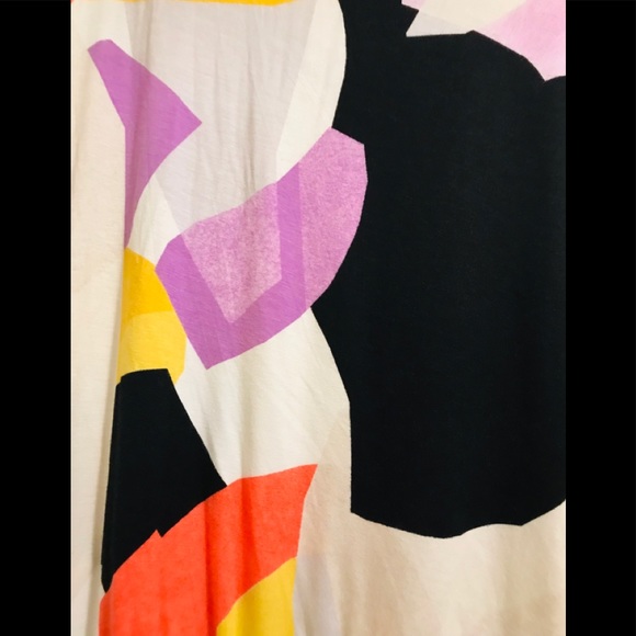 Multi-Color Top & Front-Laced Boyfriend Shorts Set - Picture 3 of 8